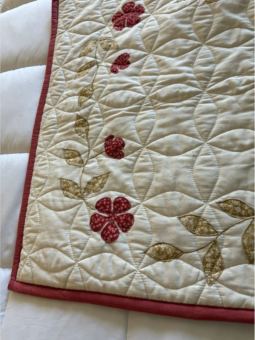 Martha Stewart Collection Cabin Flowers Shams Standard 21.5x27” Cotton Quilted